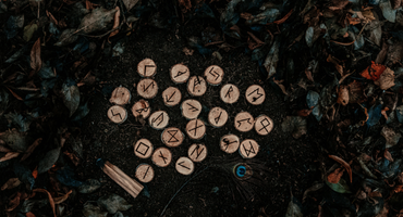 Astrolojik Sembol Danışmanlığı ve Kişiye Özel Tılsım Tasarımı